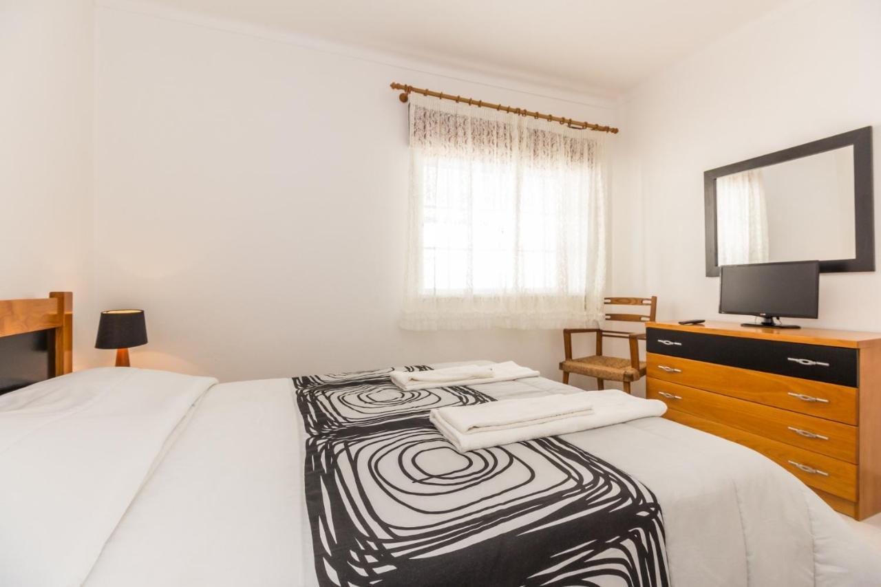 1 Bedroom Apartment By Algarvemanta Manta Rota Exterior photo